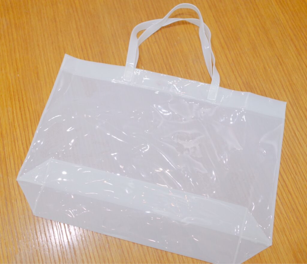 セリア 透明PVCバッグの商品画像